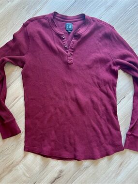 GAP Men’s Burgundy Waffle Knit Henley Long Sleeve Shirt Size Large